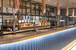 Bar (en el alojamiento)
