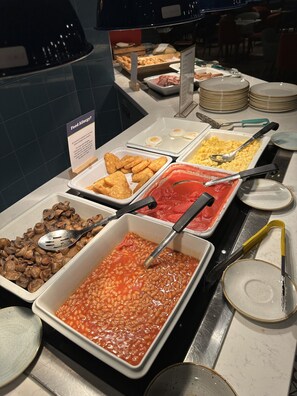 Daily full breakfast for a fee