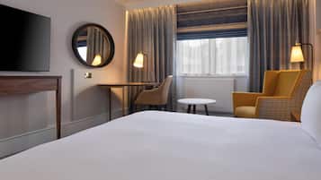 In-room safe, desk, laptop workspace, iron/ironing board