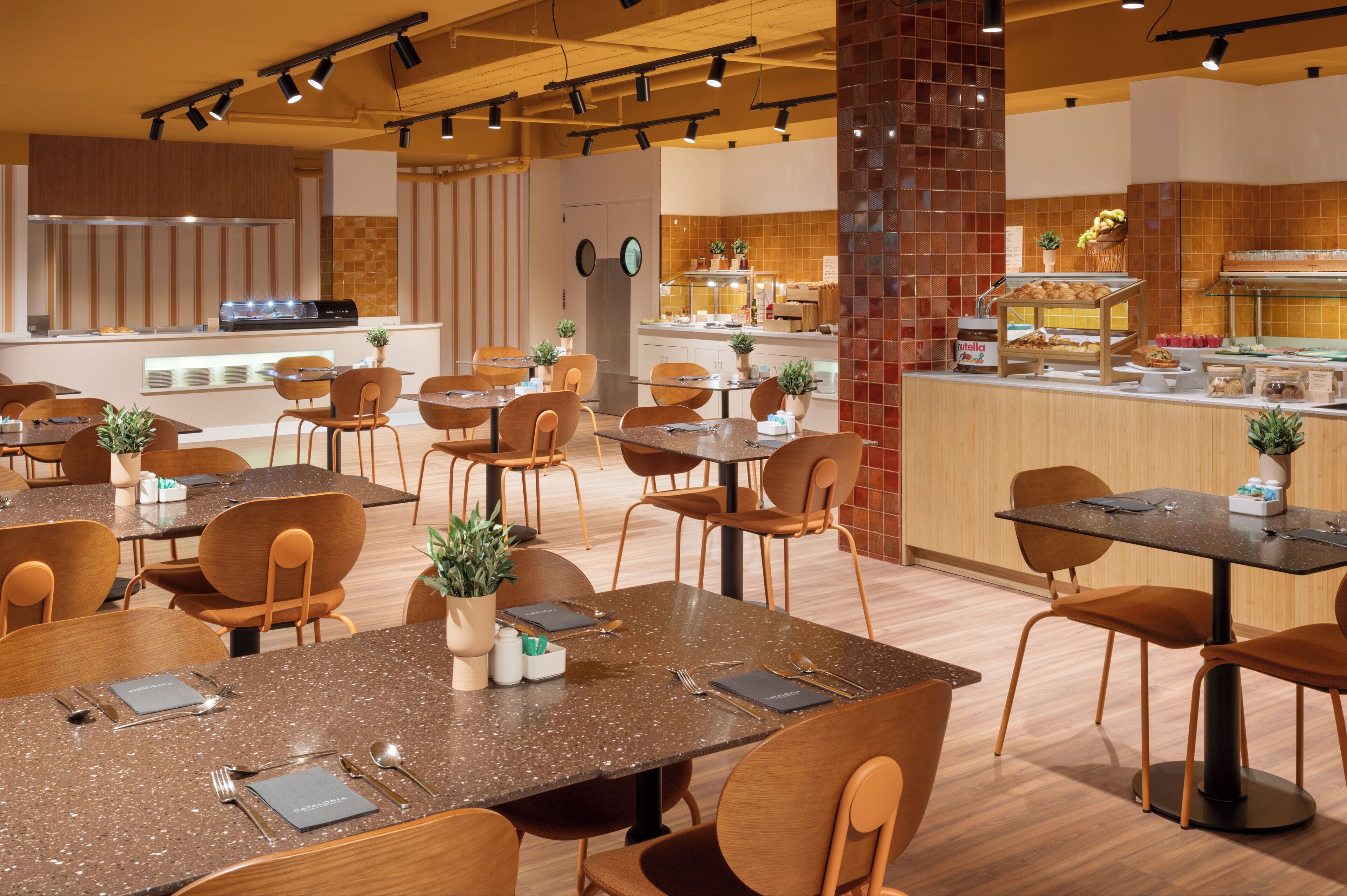 daily buffet breakfast (eur 20 per person)