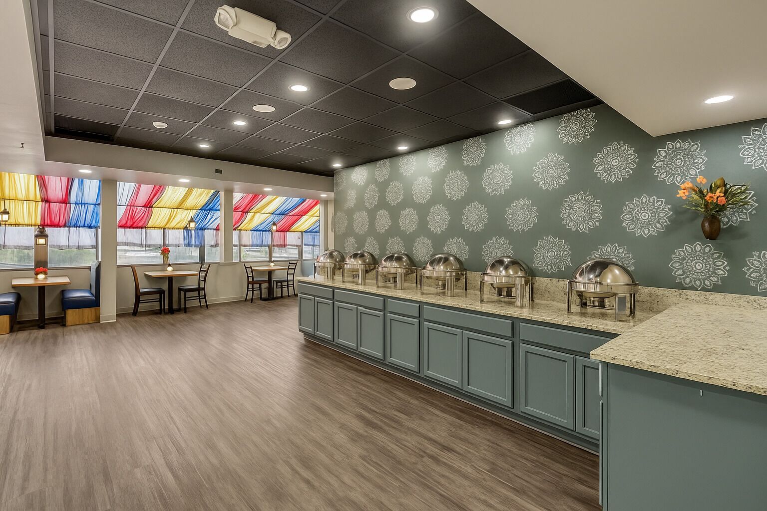 Free daily buffet breakfast