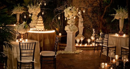Holiday Inn FRENCH QUARTER-CHATEAU LEMOYNE by IHG