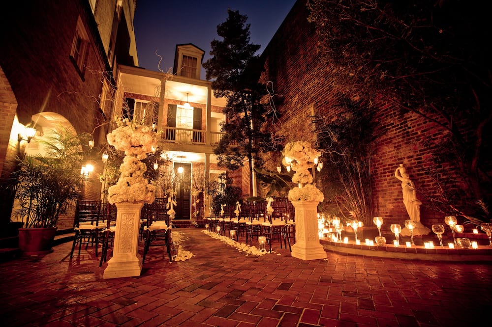 Holiday Inn FRENCH QUARTER-CHATEAU LEMOYNE by IHG