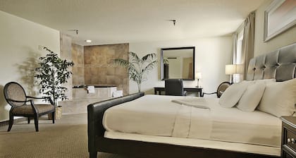 Ramada by Wyndham Bettendorf