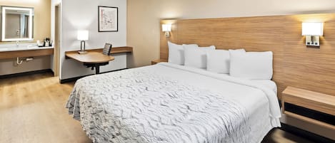 Pillowtop beds, in-room safe, desk, laptop workspace