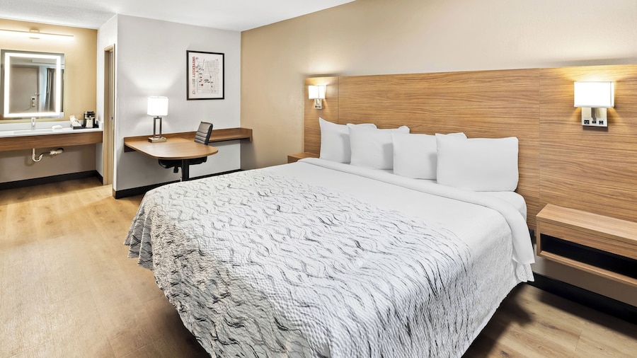 Red Roof Inn PLUS+ Columbus-Ohio State University OSU