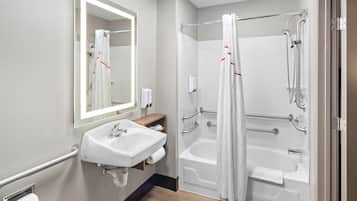 Combined shower/bathtub, eco-friendly toiletries, hair dryer, towels