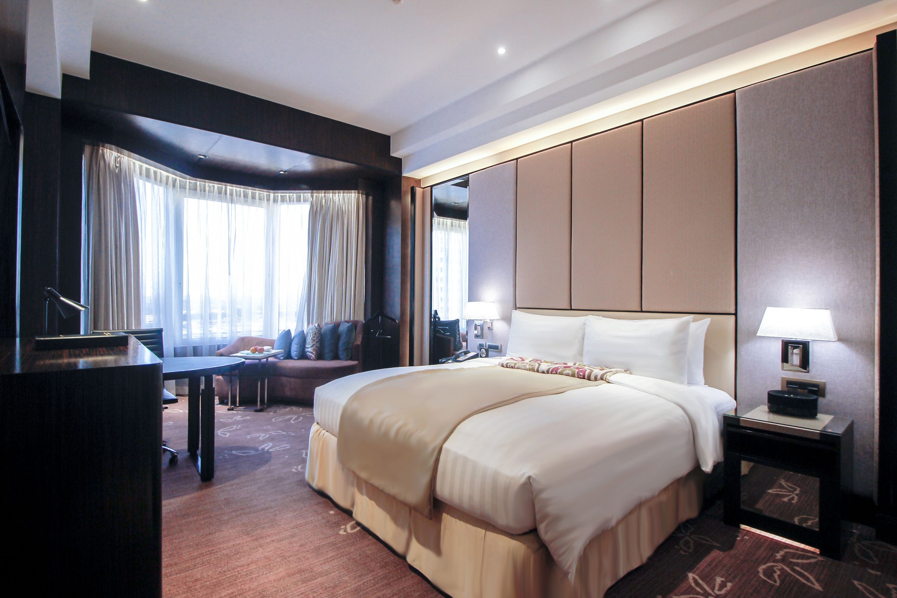 diamond club king non-smoking | 1 bedroom, premium bedding, minibar, in-room safe