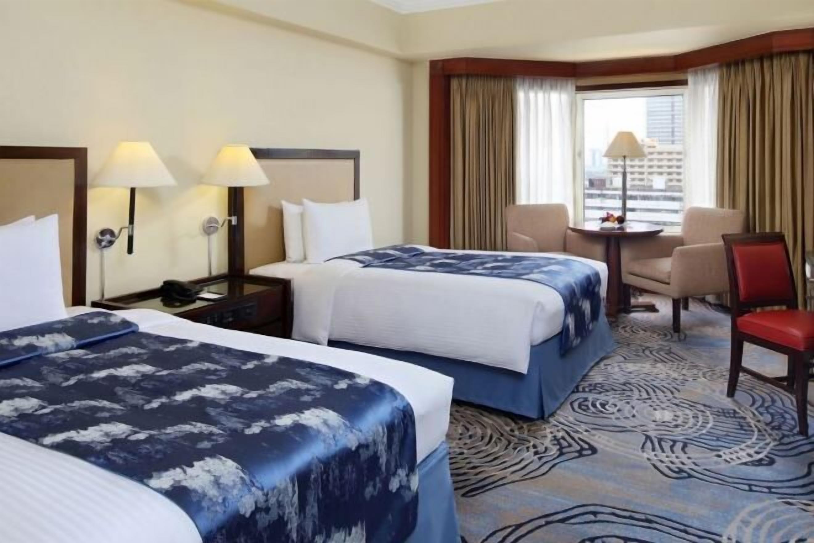 Premium bedding, minibar, in-room safe, laptop workspace