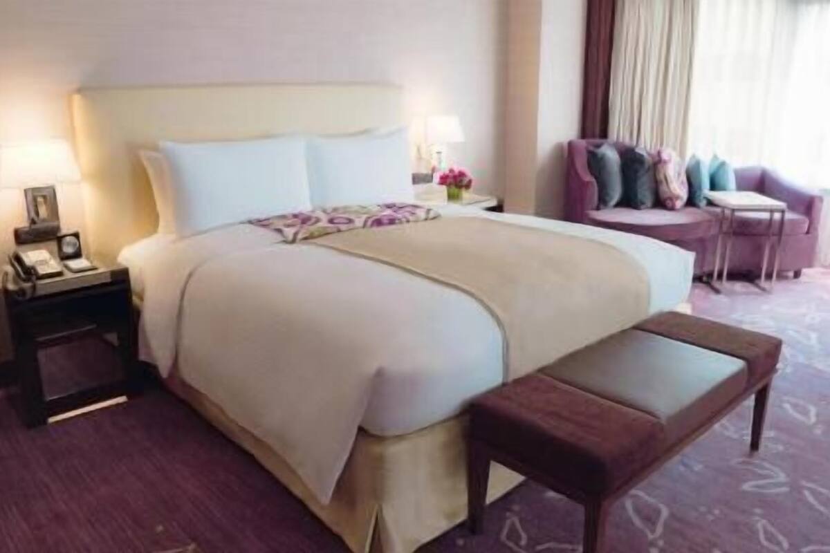 Hochwertige Bettwaren, Minibar, Zimmersafe