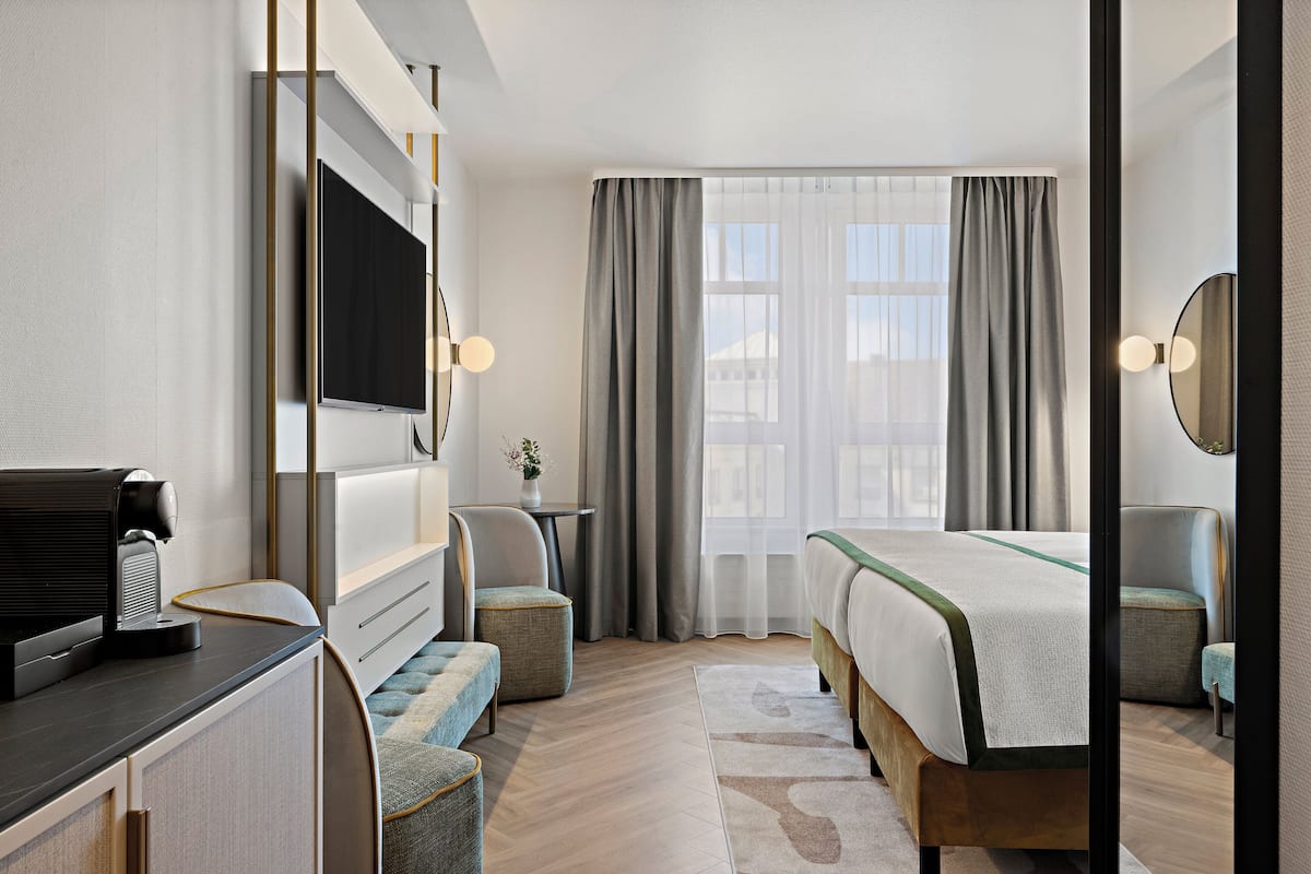 comfort twin room | hypo-allergenic bedding, in-room safe, desk, laptop workspace