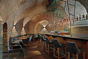 Bar (en la propiedad)