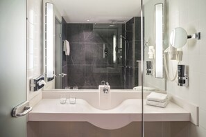 Ducha y bañera combinadas y artículos de higiene personal ecológicos