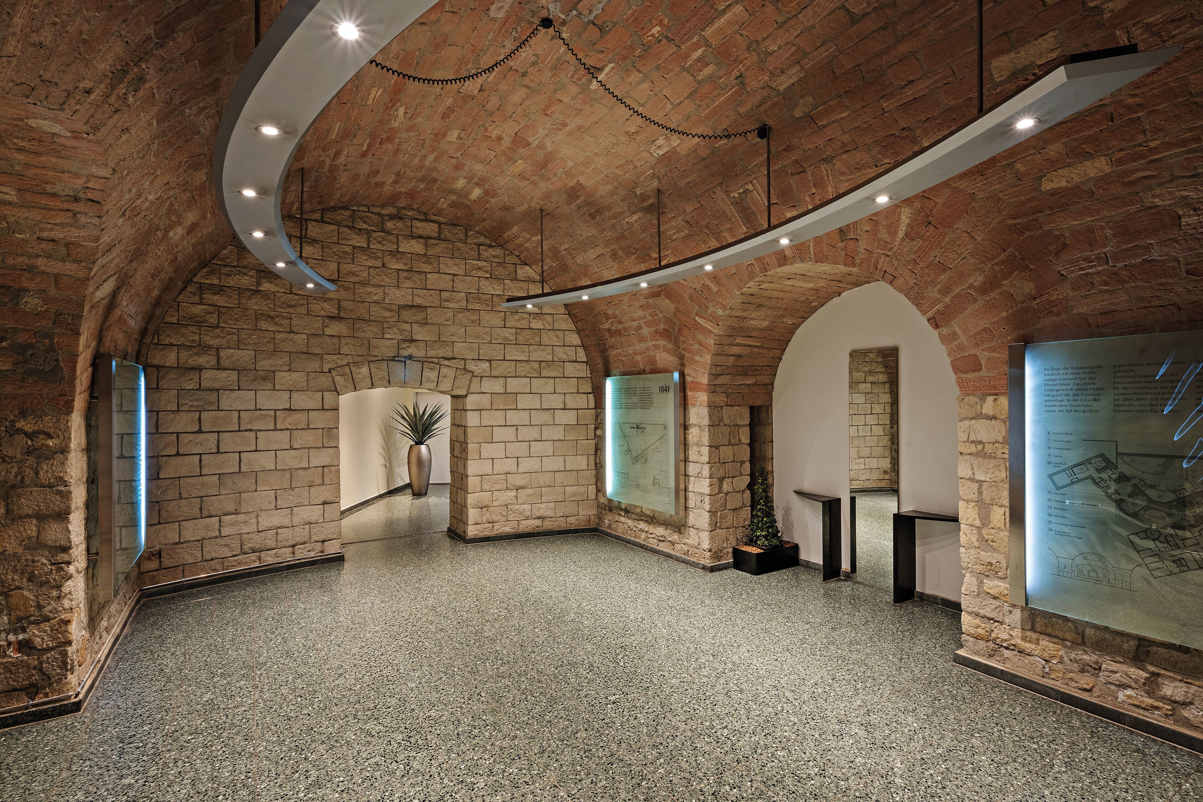 lunch and dinner served