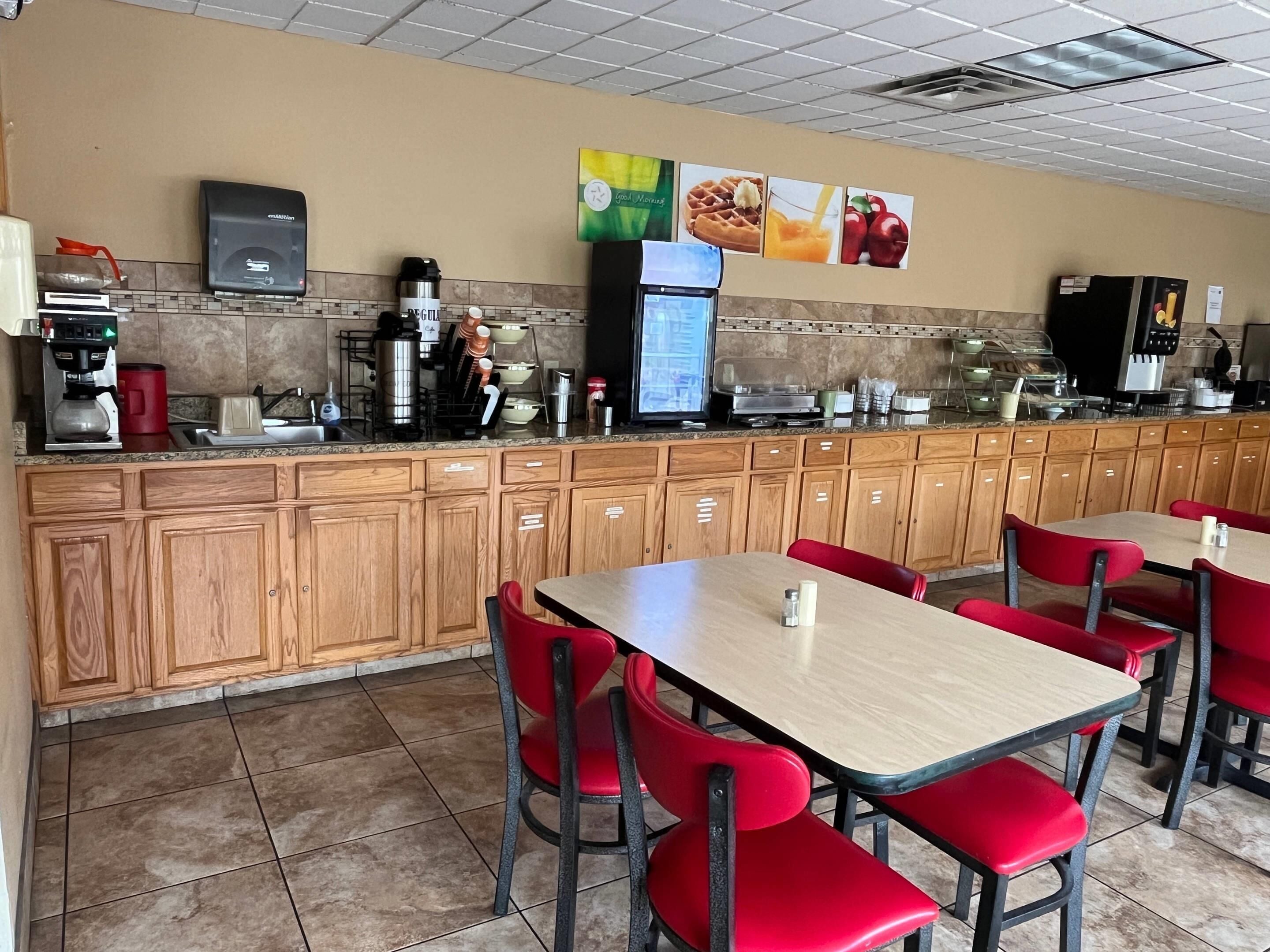 Free daily buffet breakfast