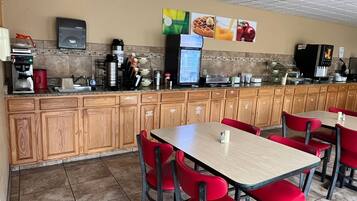 Free daily buffet breakfast