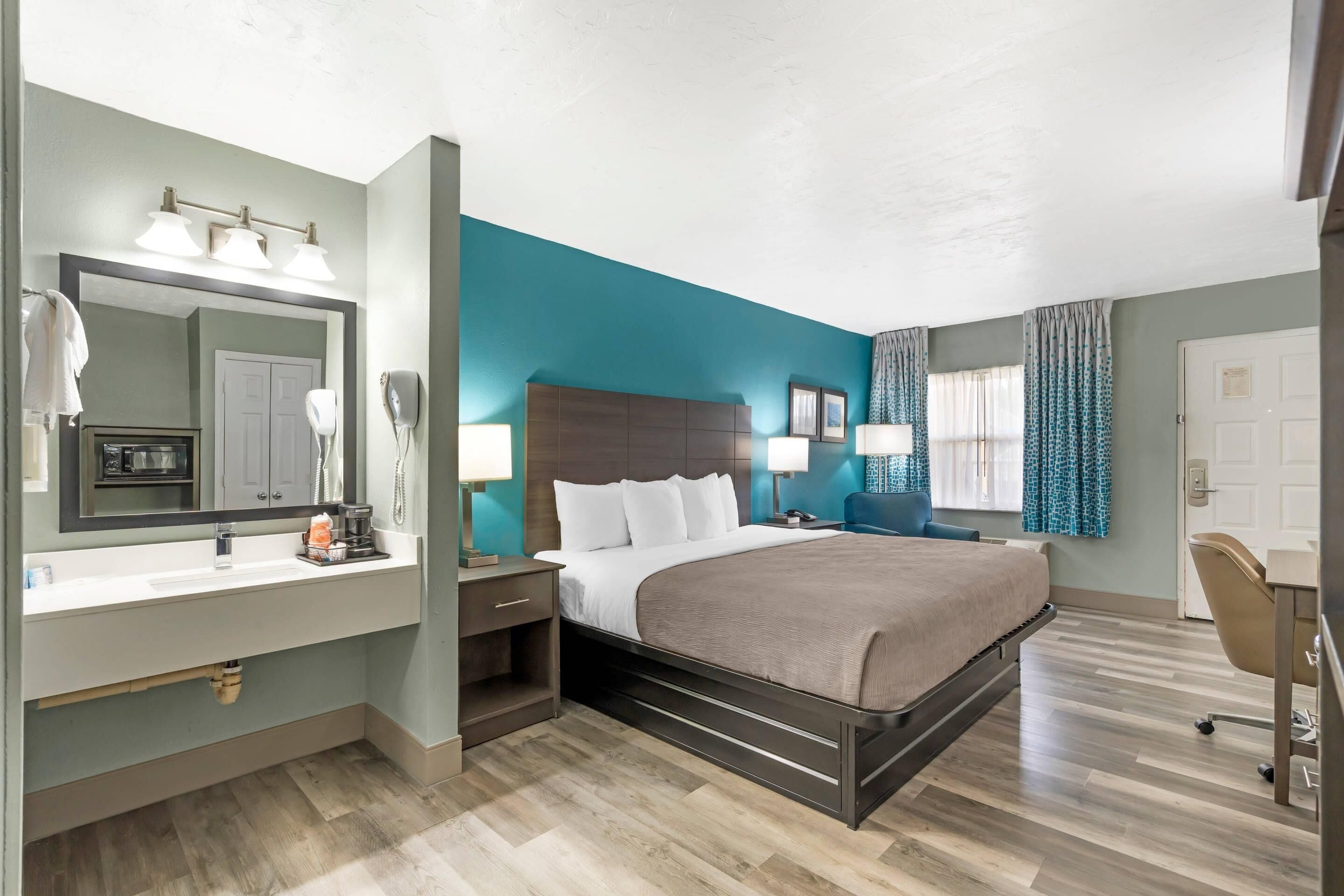 1 bedroom, desk, laptop workspace, blackout curtains