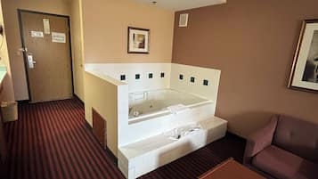 Room, 1 King Bed, Non Smoking, Jetted Tub