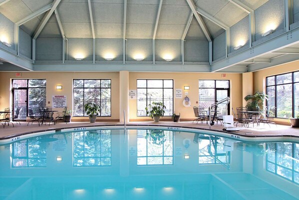 Una piscina techada