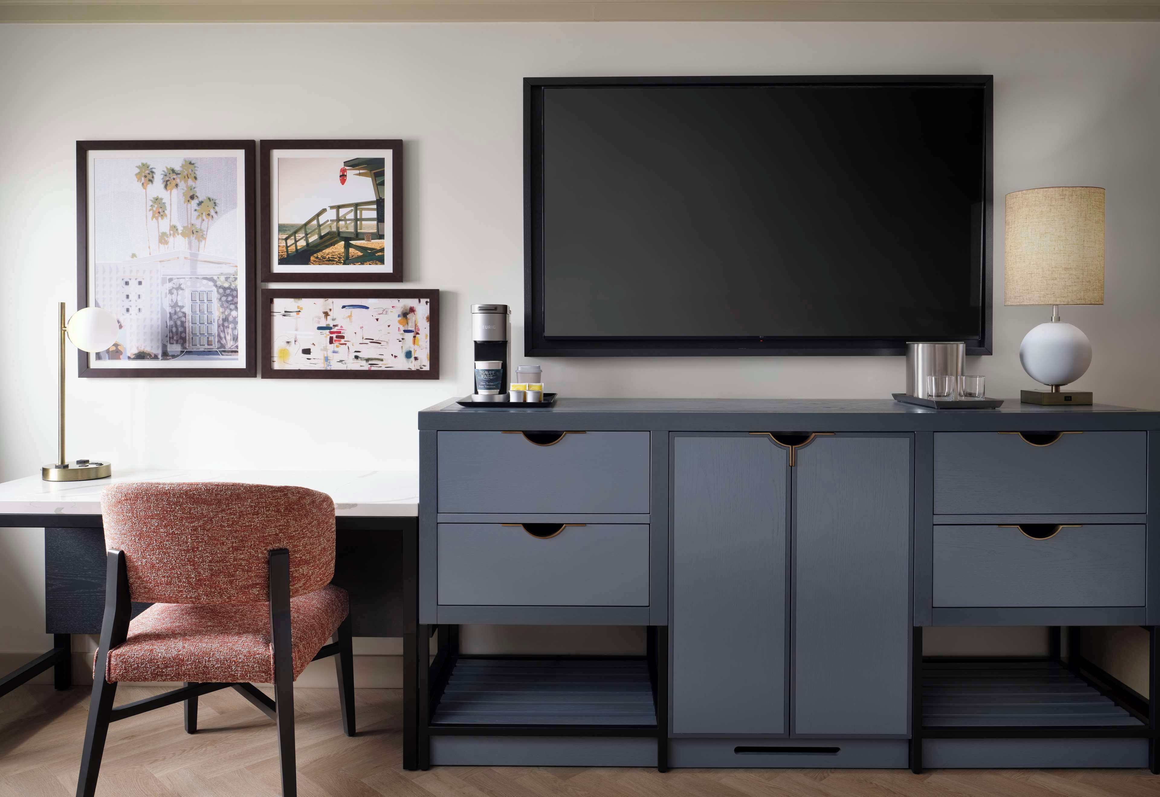 1 bedroom, egyptian cotton sheets, premium bedding, pillow-top beds