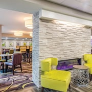 La Quinta Inn & Suites by Wyndham Myrtle Beach - N Kings Hwy