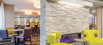 La Quinta Inn & Suites by Wyndham Myrtle Beach - N Kings Hwy