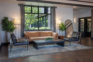 Sala de estar en el lobby