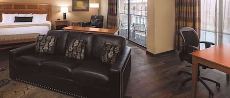 Premium bedding, pillowtop beds, desk, laptop workspace