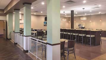 Sarapan pesanan masak setiap hari dengan fi