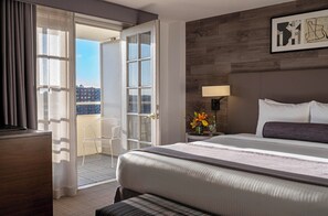 Ropa de cama de alta calidad y minibar 