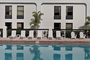Outdoor pool, open 9 AM to 10 PM, sun loungers