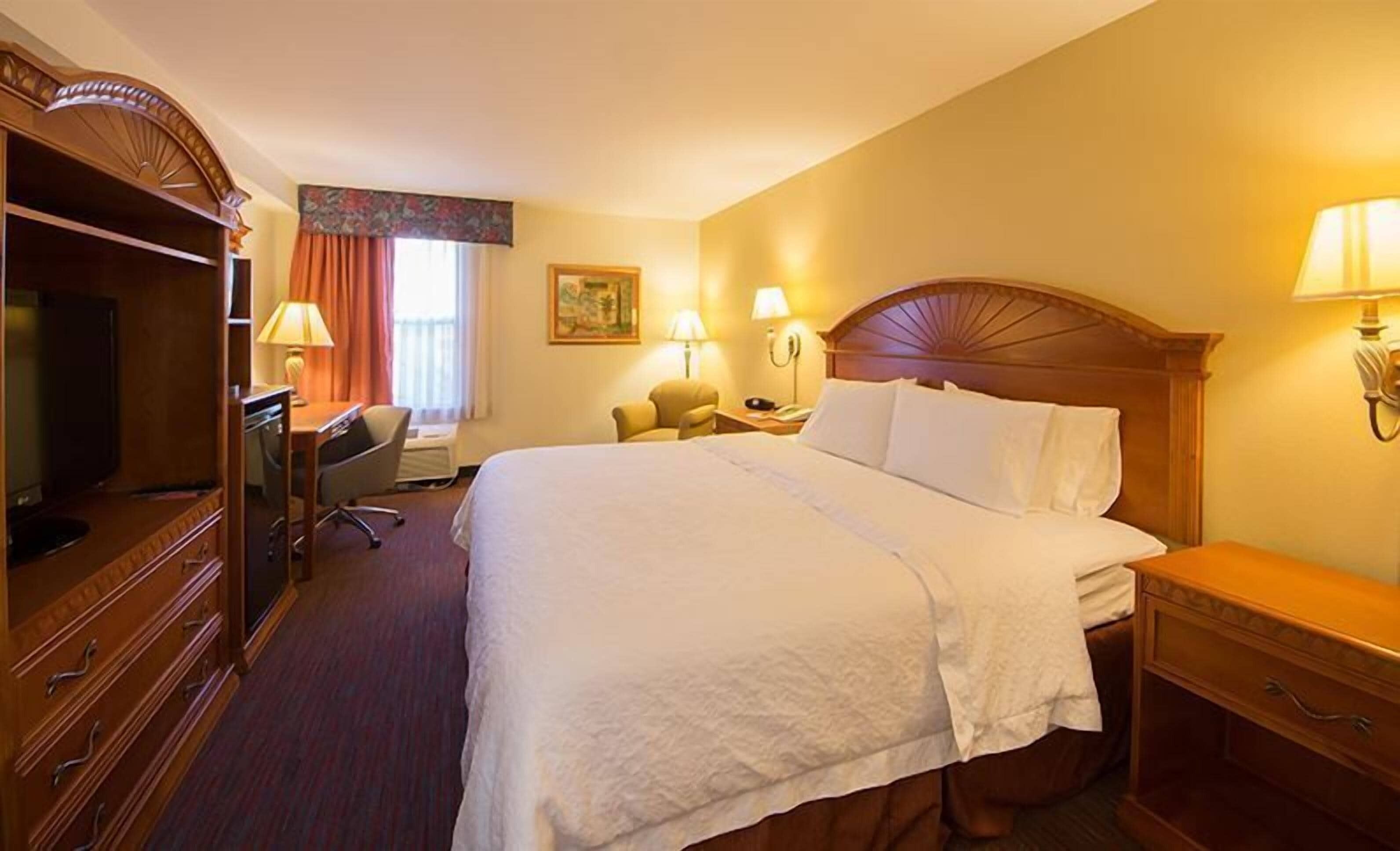 Premium bedding, down comforters, pillowtop beds, desk