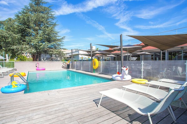 Seasonal outdoor pool