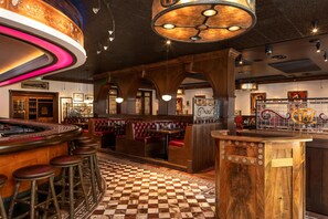 2 restaurants servant le petit déjeuner