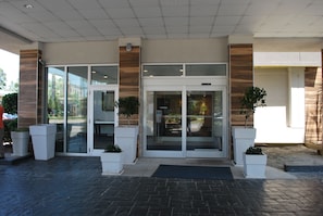 Aerial view - Wyndham Garden Summerville (Summerville)