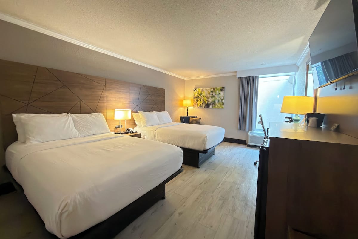 Classic Room, 2 Double Beds