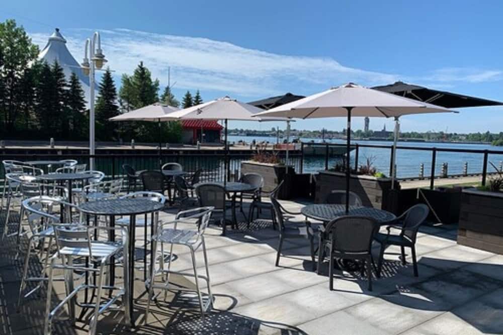 Delta Hotels by Marriott Sault Ste. Marie Waterfront