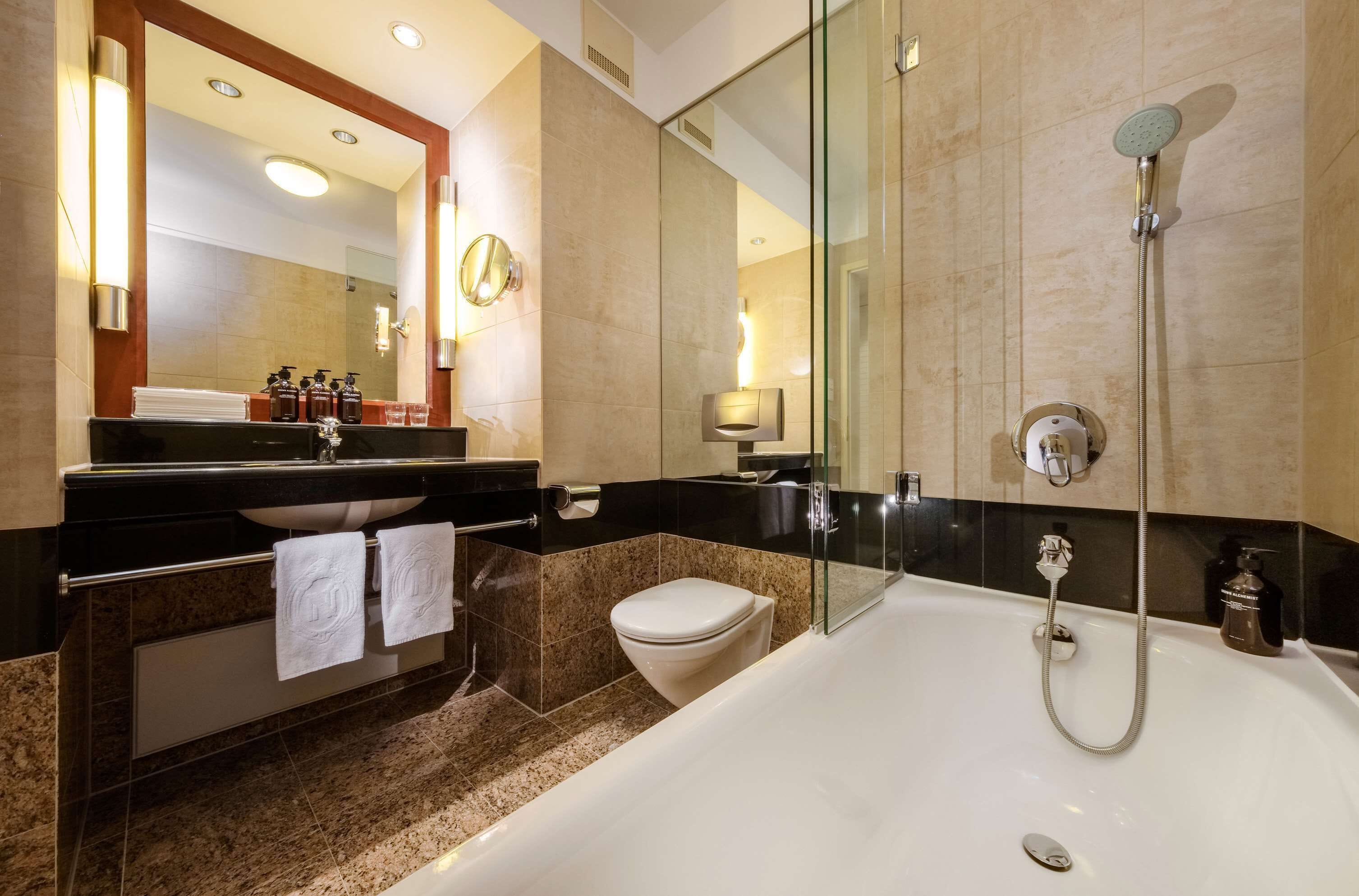 superior room | bathroom | free toiletries, hair dryer, bathrobes, slippers