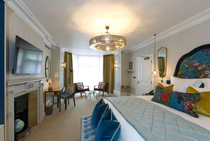 Feature Room Premier