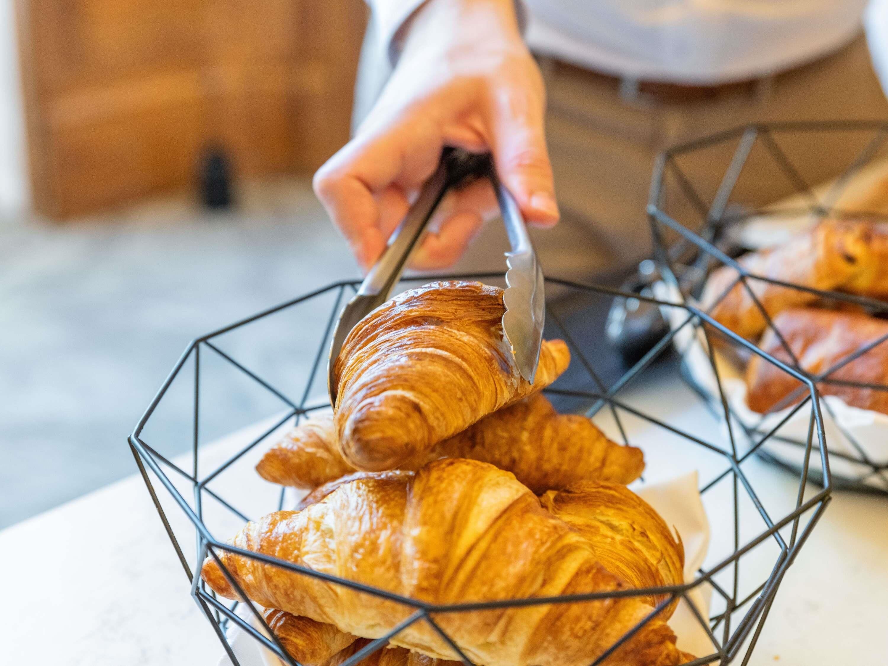 Desayuno buffet todos los días (con cargo)