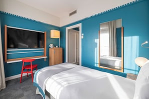 Premium bedding, pillow-top beds, in-room safe, blackout curtains