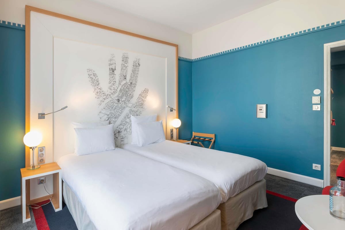 Superior Room, 2 Single Beds, Accessible