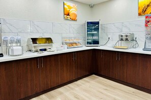 Free daily buffet breakfast