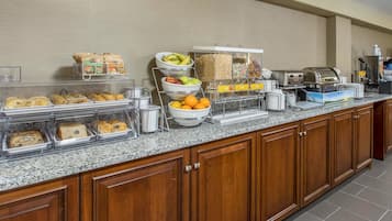 Desayuno continental incluido todos los días