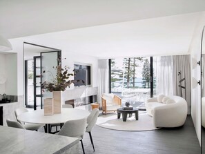 Pillow-top beds, minibar, in-room safe, laptop workspace