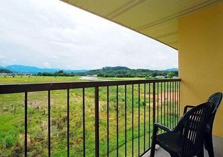 Quality Inn Suites Sevierville Pigeon Forge - Image 14