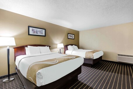 Quality Inn Suites Sevierville Pigeon Forge - Image 32