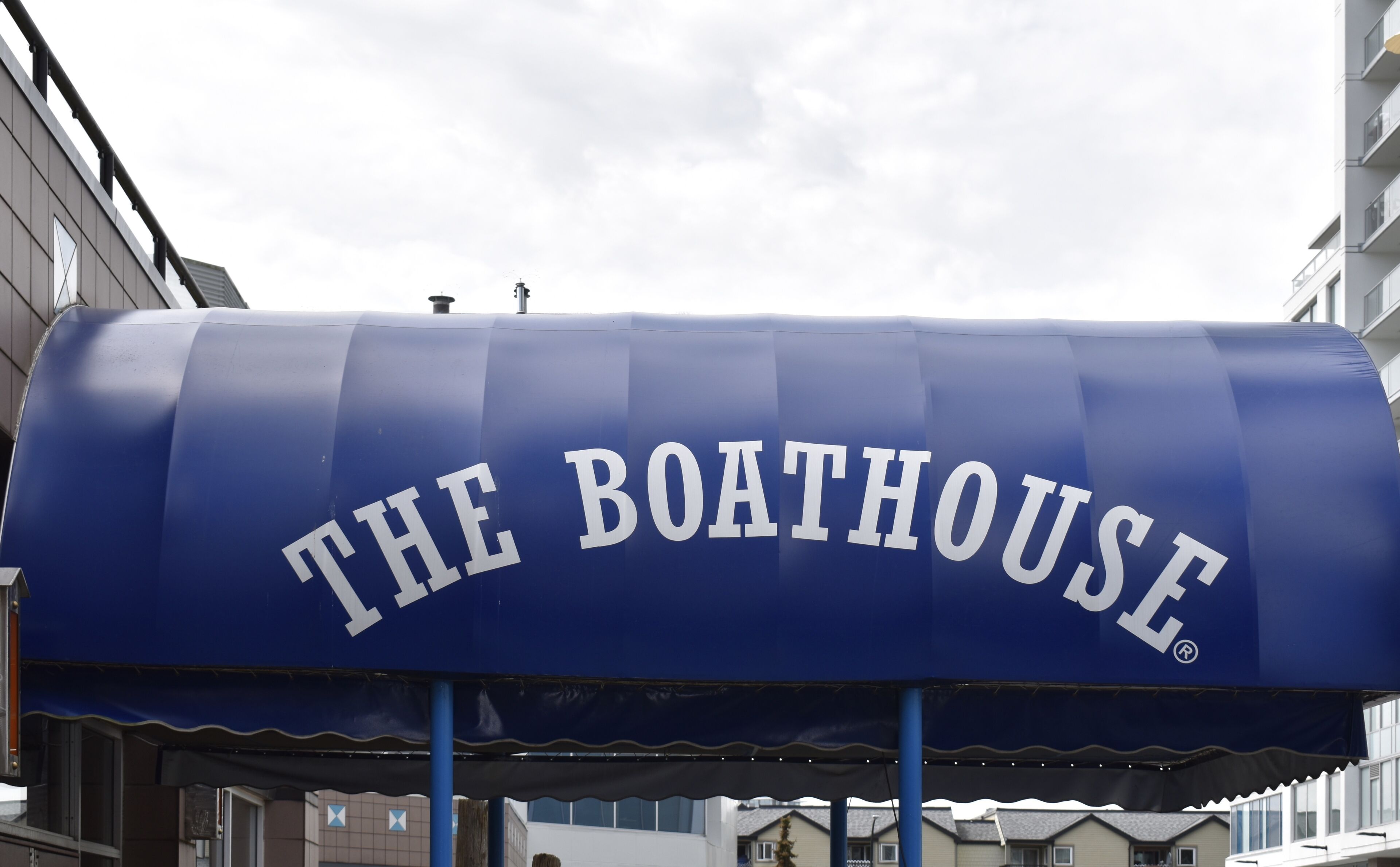 breakfast, lunch, dinner served; seafood, al fresco dining