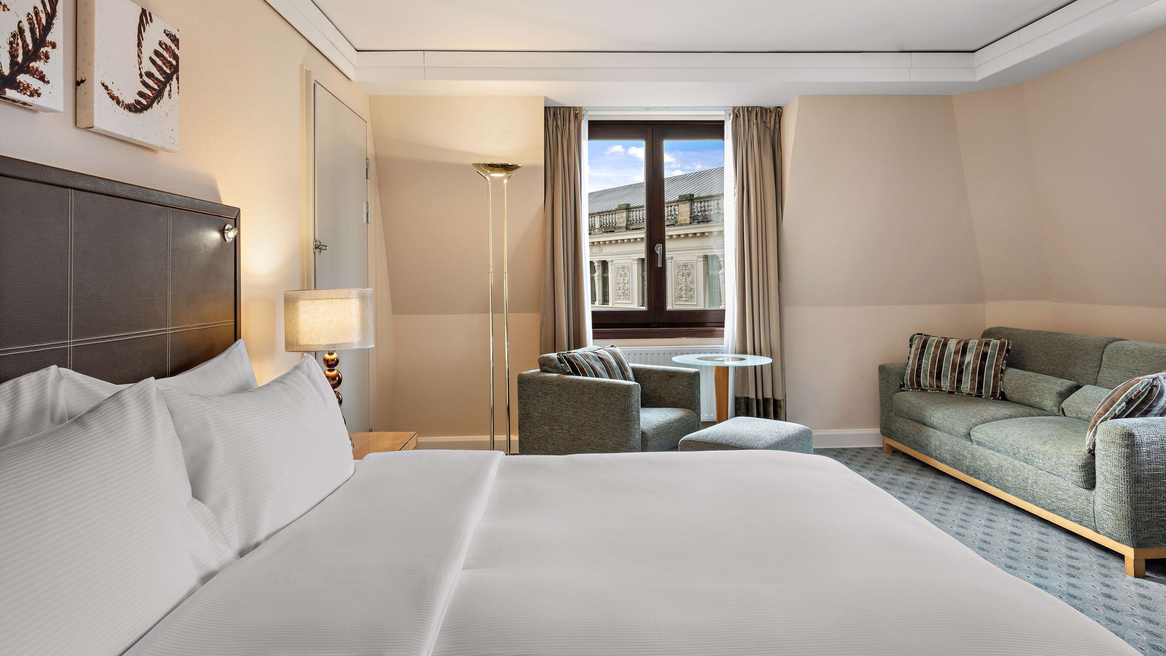 Chambre Exécutive, 1 grand lit (Family) | Literie hypoallergénique, coffres-forts dans les chambres, bureau