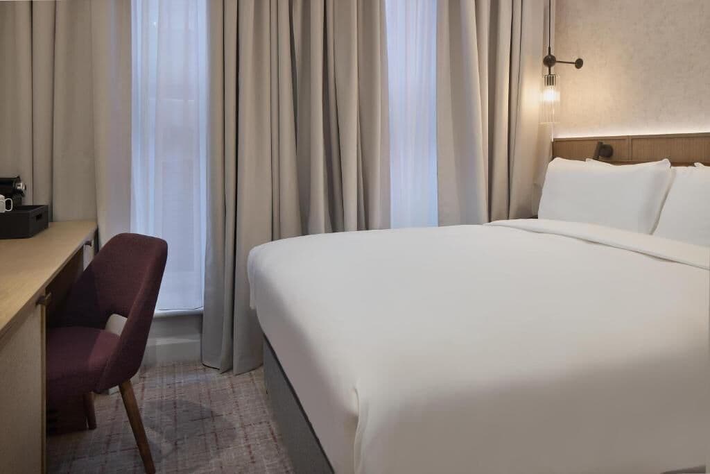 Photo - Radisson Blu Hotel, London Euston Square